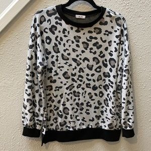 First Love x Vici leopard long sleeve